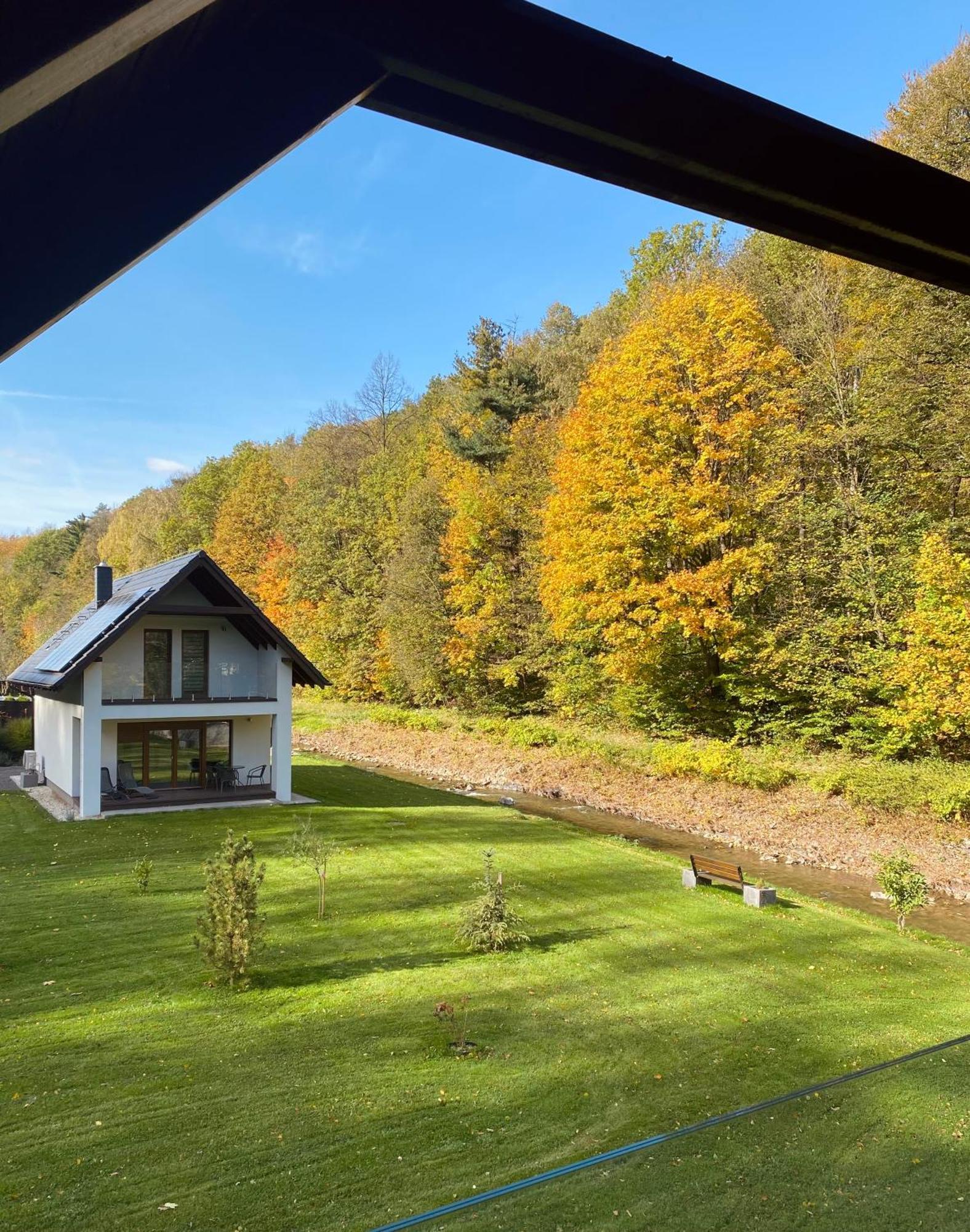 Vila Dolina Zlotego Potoku Jarnołtówek Exteriér fotografie